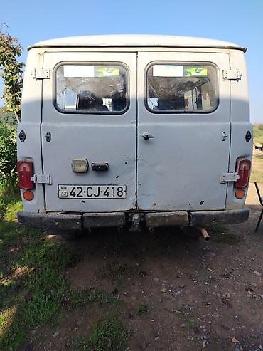 4 tekerlekli motor atv: UAZ-452 “Buxa” mikroavtobus - Kuzov: ağ rəngli, ikiqat arxa qapı, ön — 2