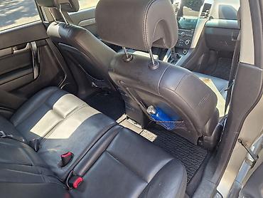 moj auto: Prodajem Chevrolet Captivu, sa pogonom na sva cetiri tocka, sa sedam — 9