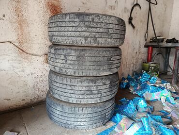 gurcustan masin bazari: M+s 4 ədədin qiymətidi .real olsa asagi etməy olar