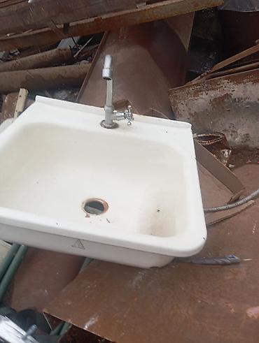 Другие строительные материалы: Комплект строительных материалов и изделий: - Листы волнового шифера — 6