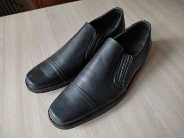 обувь для минифутбола: Туфли кожа новые