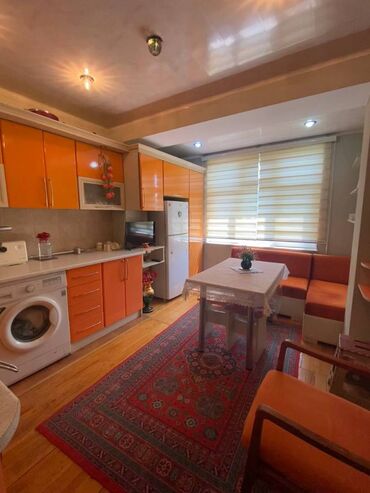 Köhnə tikili: Bakı, 4-cü mikrorayon, 2 otaqlı, Köhnə tikili, m. Memar Əcəmi, 51 kv. m -da lalafo.az — 5 Köhnə tikili: Bakı, 4-cü mikrorayon, 2 otaqlı, Köhnə tikili, m. Memar Əcəmi, 51 kv. m — 5