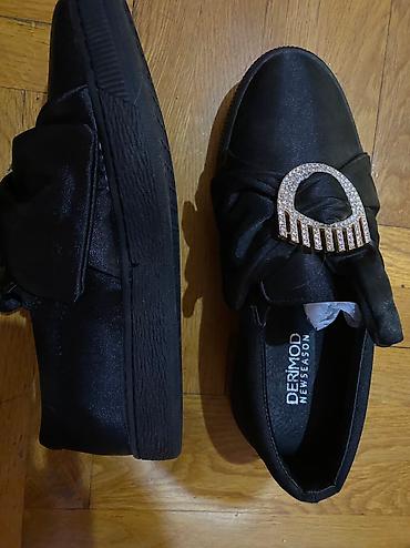 is geyimi: Qadın ayaqqabısı – Derimod New Season - Rəng: qara - Model: slip-on — 2