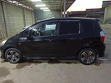 s class 221: Honda Fit: 2002 г., Механика, Бензин, Хэтчбэк — 3