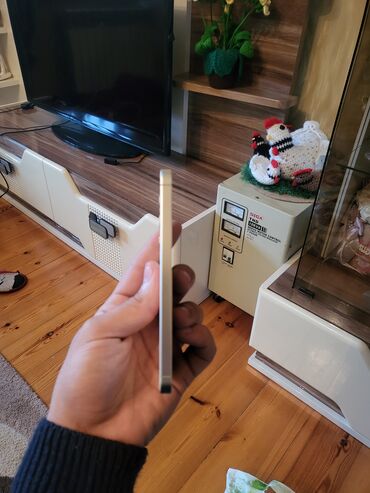 Samsung: Samsung Galaxy S24, 128 GB, rəng - Bej, Simsiz şarj — 8