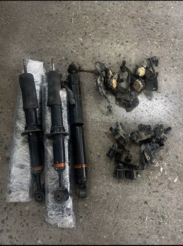 Амортизаторы, пневмобаллоны: Задний амортизатор, Передний амортизатор, Комплект амортизаторов Lexus 2001 г., Б/у, Оригинал, ОАЭ — 12