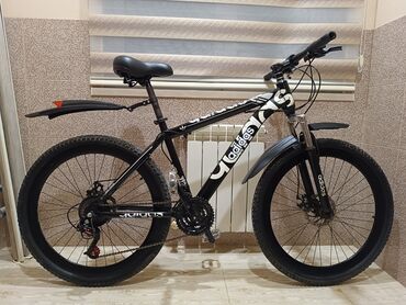 Şəhər velosipedləri: İşlənmiş Şəhər velosipedi Adidas, 26", sürətlərin sayı: 10, Ünvandan götürmə, Ödənişli çatdırılma