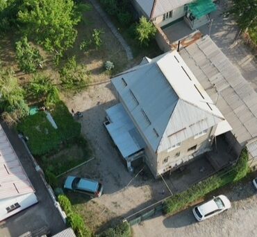 сдам дом под детский сад: 100 м², 7 комнат, Парковка, Подвал, погреб, Забор, огорожен