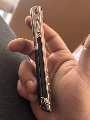 telf: Vertu Signature Touch, 4 GB, rəng - Gümüşü, Düyməli — 3