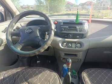 Nissan: Nissan Almera Tino: 2002 г., 1.8 л, Механика, Бензин, Универсал