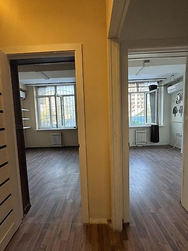 салон красоты услуги: Сдаю Офис целиком: 260 м², В жилом комплексе, С ремонтом, Первая линия — 9