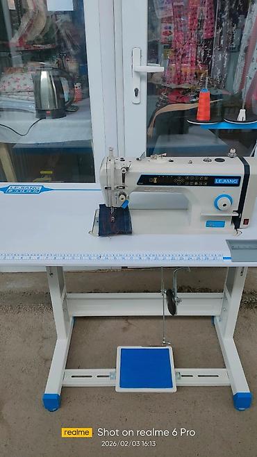 Аксессуары для шитья: Промышленные прямострочные швейные машины с полным столом и педалью — 12