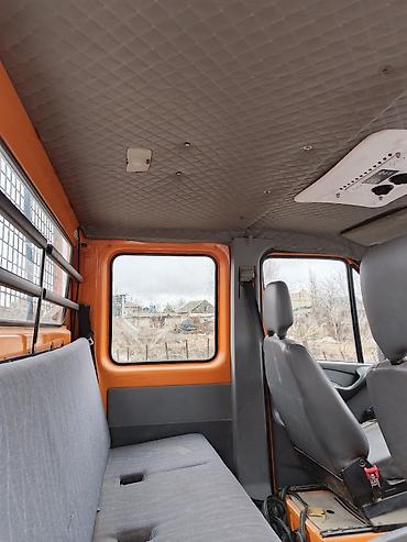 Другой строительный транспорт: Mercedes-Benz Sprinter (дубль кабина) объём двигателя 2.7 коробка — 6