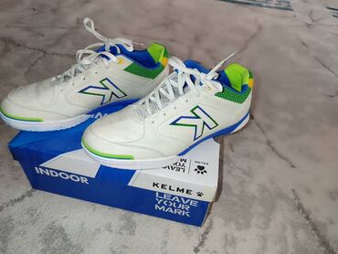 Мырзалардын башка бут кийими: Футзалки от KELME Новый 4000с