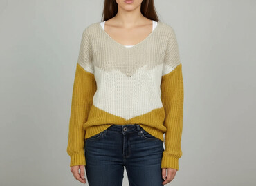 ubrania w krowie łaty: Women`s sweater, size M (EU 38)