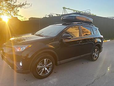 задний стоп фара: Toyota RAV4: 2018 г., 2.5 л, Автомат, Бензин, Кроссовер — 4