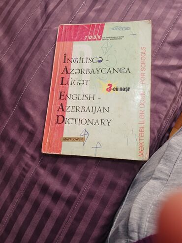 Kitablar, jurnallar, CD, DVD: İngilis -Az dili lüğəti