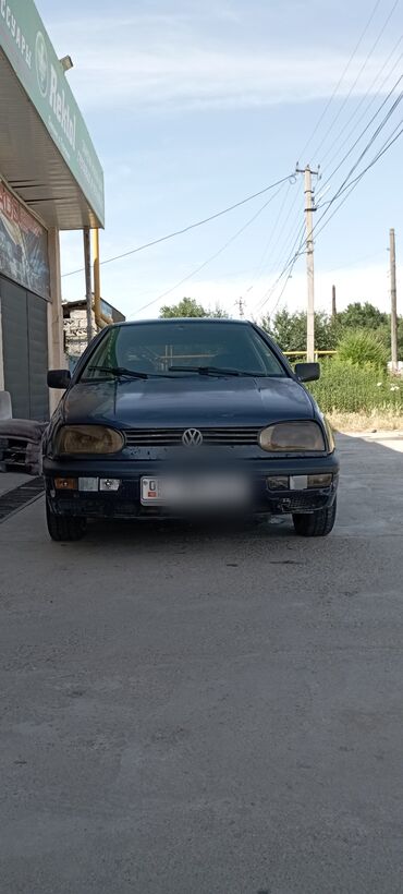 Volkswagen: Volkswagen Golf: 1993 г., 1.8 л, Механика, Бензин, Хэтчбэк