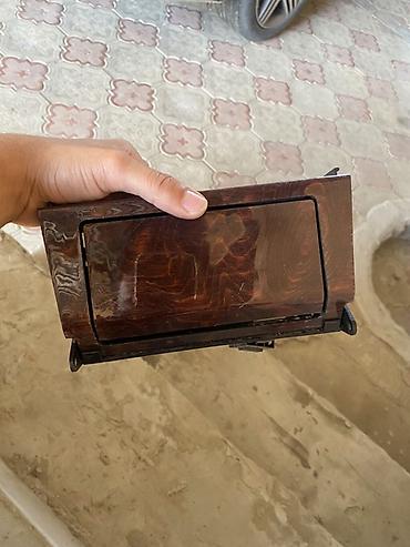 sıqaret: Avtomobil üçün mərkəzi konsol külqabısı və 12V siqaret alışdırıcısı — 1