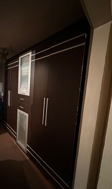 tek carpayllar: Yataq otağı dəstləri