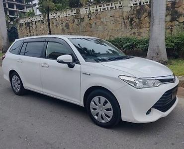 2015 corolla: Günlük, Toyota, Depozitlə, Qalmamaq şərti ilə — 1