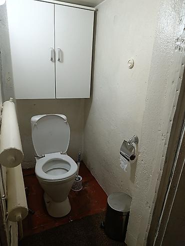 Продажа коттеджей и домов: Продаю пол дома быстро развивающем районе! Отличная транспортная — 10