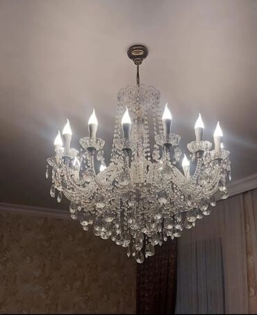 sport isiqlar: Çılçıraq, 10 və daha çox lampa, Xrustal