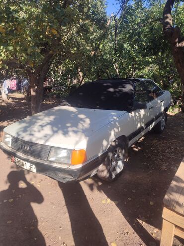 машина субари: Audi 100: 1985 г., 2.2 л, Механика, Бензин, Седан