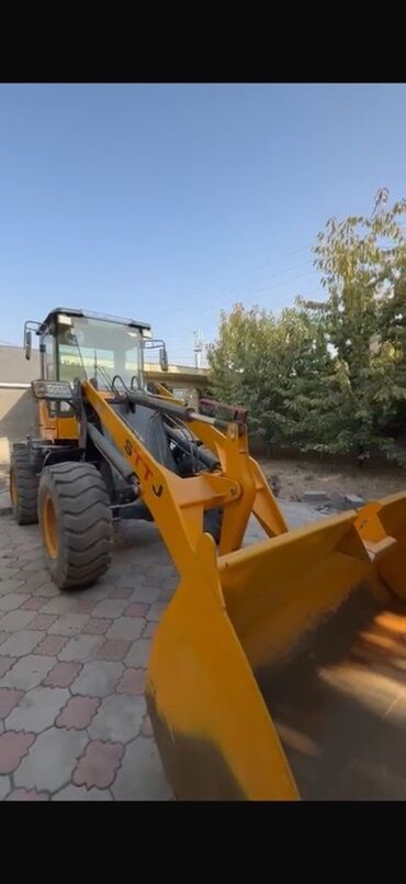 Погрузчики: Погрузчик, 2024 г., Колесный, Фронтальный — 2