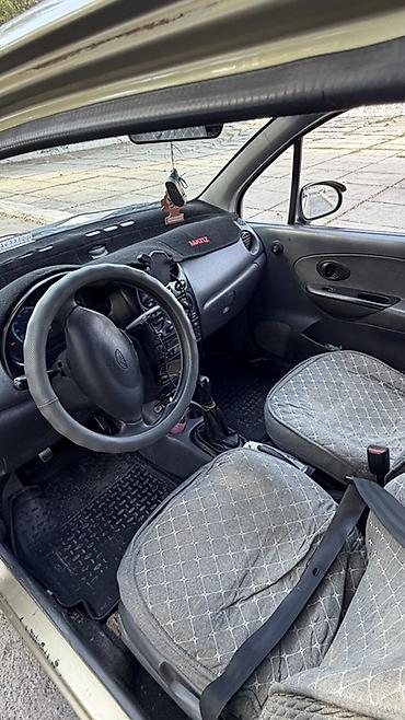 купить mini cooper: Компактный городской хэтчбек золотистого цвета. Основные — 9