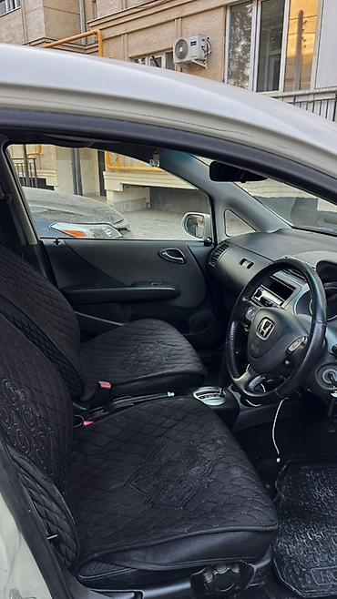 сиденя на фит: Honda Fit: 2003 г., 1.5 л, Вариатор, Бензин, Хэтчбэк — 6