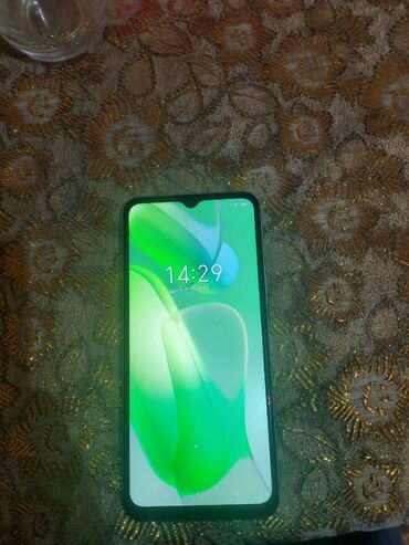 İtel vision 5. Problemsiz, siniqsiz ciziqsiz telefondu. Karopkasi