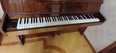 piano 250: Bu, klassik dizaynlı, qəhvəyi rəngli taxta şaquli pianodur.Yaxşı — 3