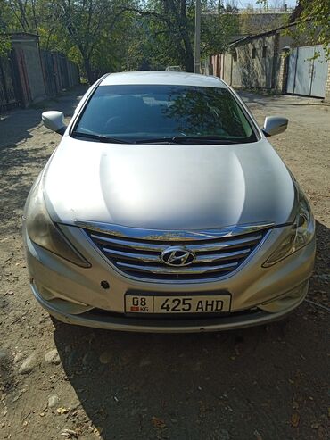 машина мало литровка на рассрочку: Hyundai Sonata: 2014 г., 0.2 л, Автомат, Газ, Седан