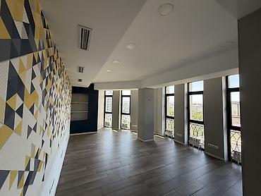 триумф: 4 комнаты, 260 м², Золотой квадрат Элитка, 12 этаж, Евроремонт — 1