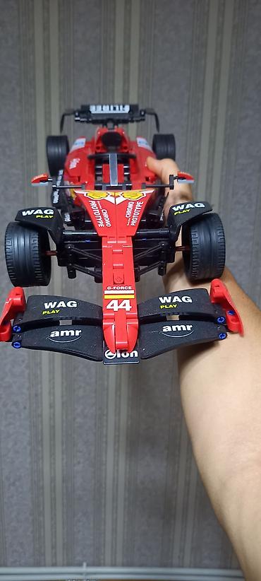 Digər konstruktorlar: Qırmızı Formula 1 tərzində konstruktor avtomobil modeli - Detallı — 2