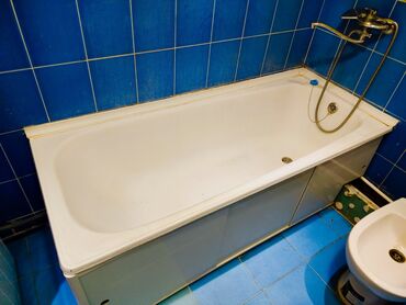 подставка для ванной: Ванна Прямоугольная, Чугун, Б/у