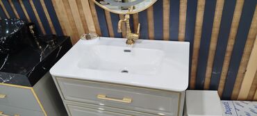 Saturn: Vanna otağı üçün dəst – şkaflı lavabo, oval güzgü və dekorativ