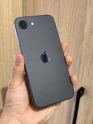 бу айфоны: IPhone 16e 🍏, Колдонулган, 128 ГБ, Jet Black, Кабель, Куту, 100 %