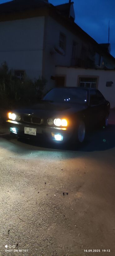 BMW: BMW 525: 2.5 l | 1995 il Sedan — 17