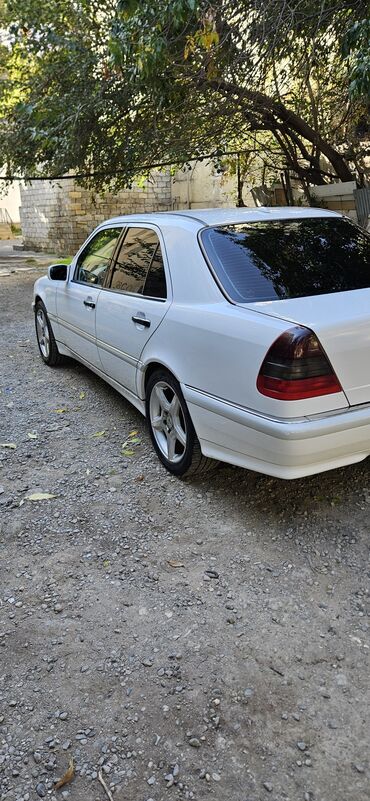 Mercedes-Benz: Mercedes-Benz S-Class c230 sedan, ağ rəngdə. -maşın tam ideal — 6