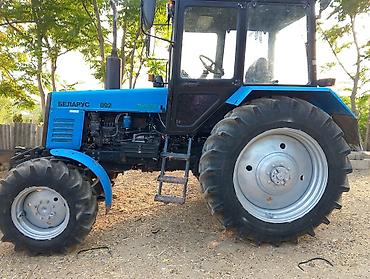 Traktorlar: Belarus 892 traktor - Model: Belarus 892 (4x4) - Rəng: mavi-qara - — 7
