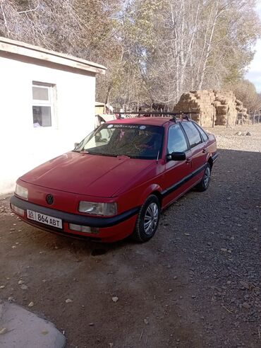 Volkswagen: Volkswagen Passat: 1989 г., 1.8 л, Механика, Бензин, Седан