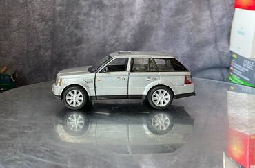 Avtomobil modelləri: 2006 il, 1:35, Dəmir, Ödənişli çatdırılma — 14