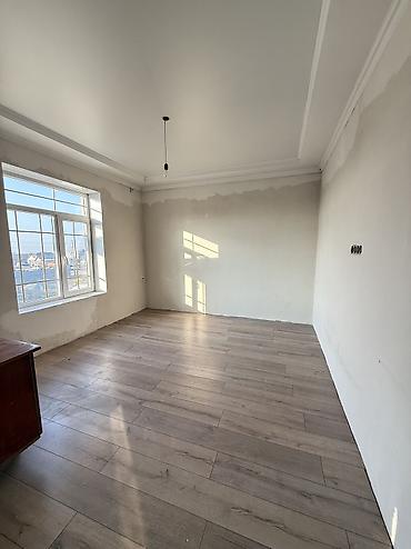 Продажа коттеджей и домов: 🏡 СРОЧНО ПРОДАЕТСЯ ДОМ в Ак-Ордо 3! 📐 Площадь дома: 125 м² 🌿 Участок — 13