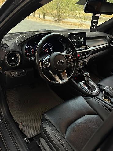 jeely coolray: Kia Cerato: 2019 г., 1.6 л, Вариатор, Бензин, Седан — 7