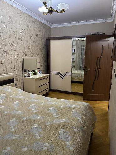 Mənzillərin satışı: Bakı, Bakıxanov qəs., 4 otaqlı, Köhnə tikili, 90 kv. m — 4
