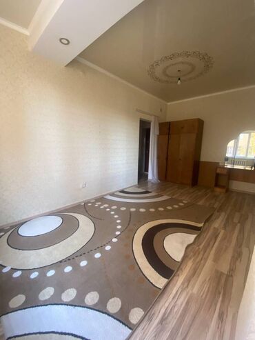 элит хаус итальянский квартал: 1 бөлмө, 30 кв. м, Элитка, 2 кабат, Эски ремонт