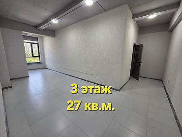 турусбекова 111: Сдаю The entire office: Сдаю Колл-центр, IT company, Авиакасса, 27 м², Другой тип здания, С ремонтом, 1 линия, С отдельным входом, С отдельным сан узлом — 3