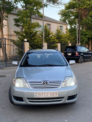 Toyota: Toyota Corolla: 1.4 l | 2006 il Universal